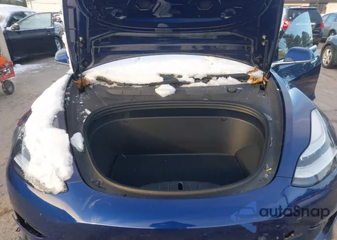 2018 Tesla Model 3 Long Range/Performance from USA, damaged, VIN 5YJ3E1EB3JF101079